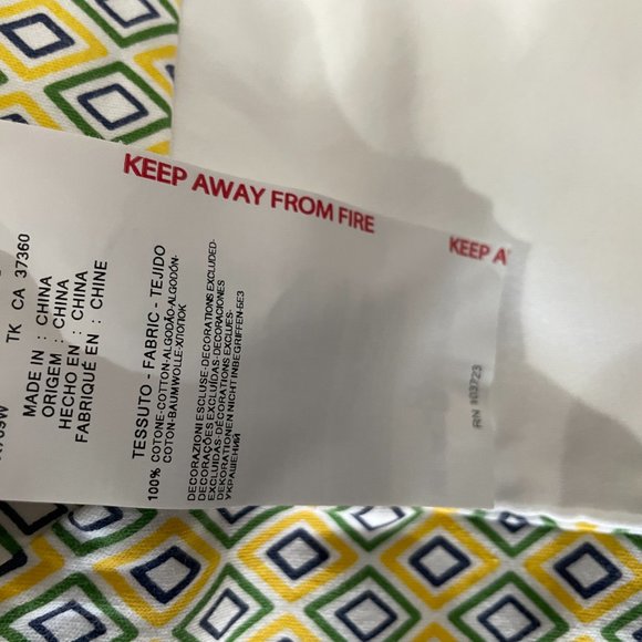 Armani Baby and Holt Renfrew Collaboration Baby Blanket limited edit 30" x 26" - Picture 8 of 11